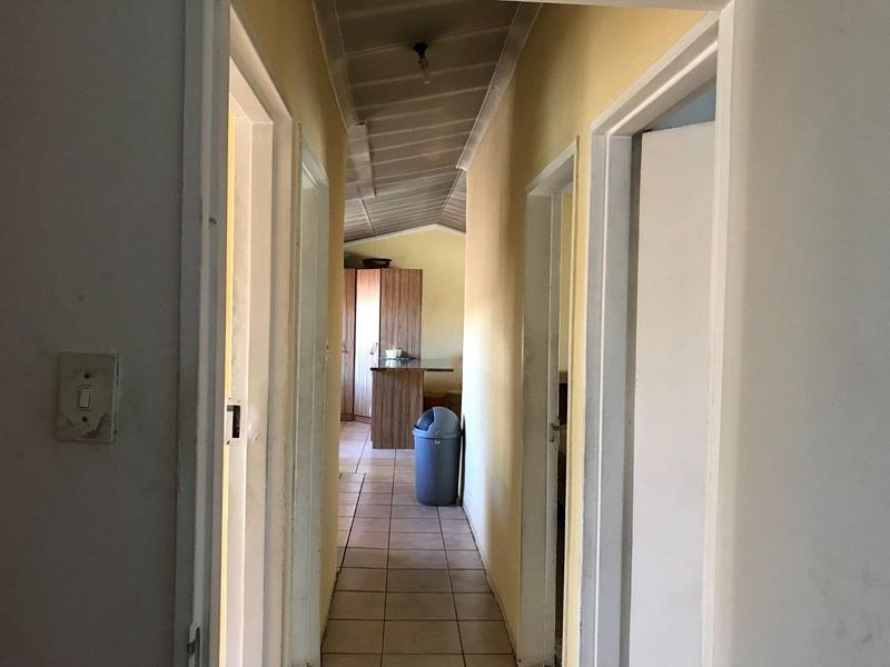 3 Bedroom Property for Sale in Bochabella Free State